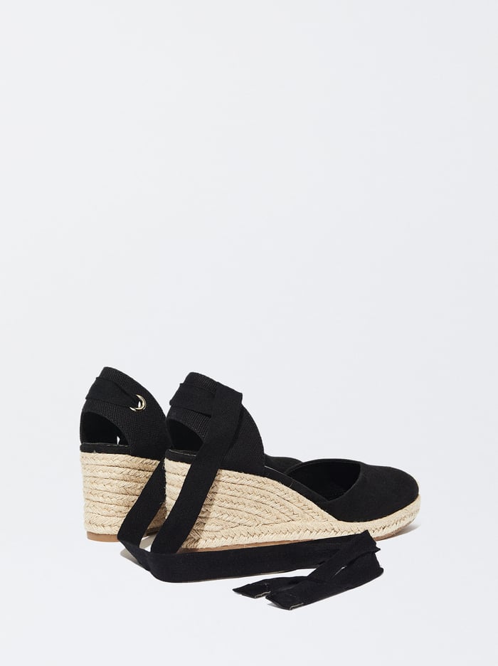Parfois Online Exclusive - Jute Wedge Sandále Damske Čierne | Slovensko-IFYW04578