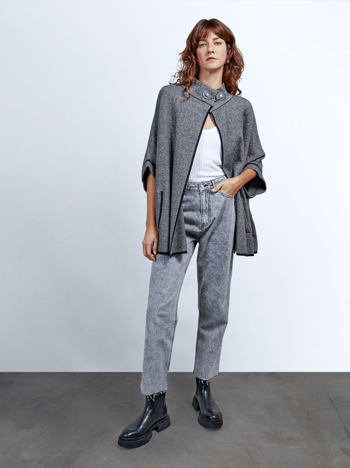 Parfois Knit With High Neck Pončá Damske Čierne | Slovensko-CFHZ74658